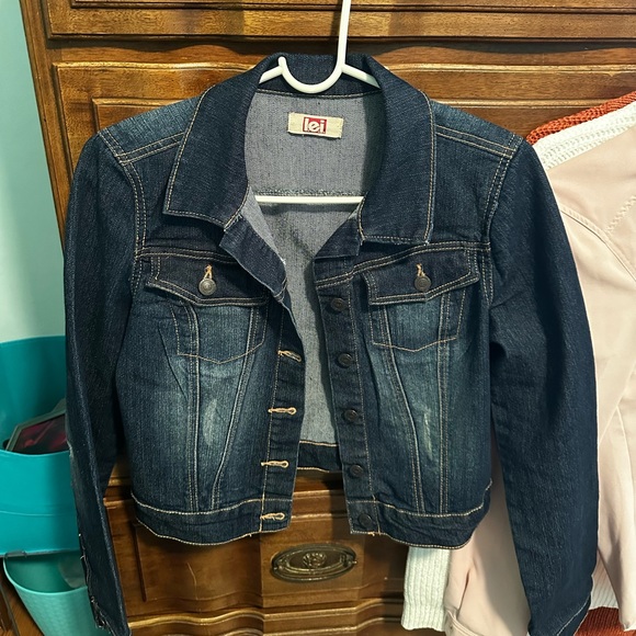 L.E.I. Denim Jacket - Picture 1 of 3